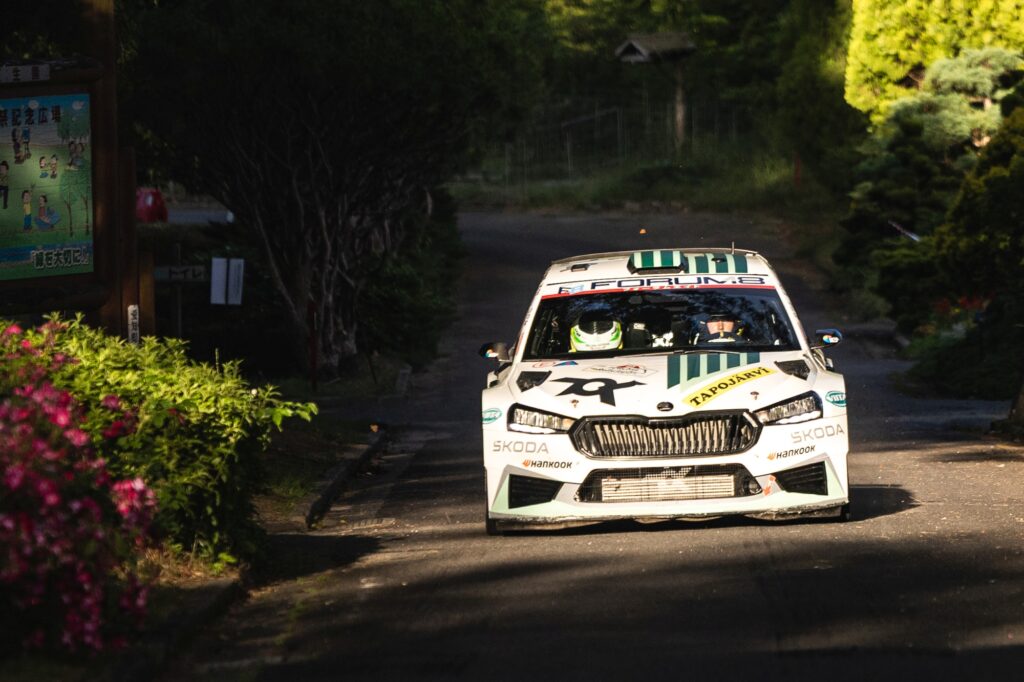SkodaMotorsport-RallyJapan-Lindholm-1