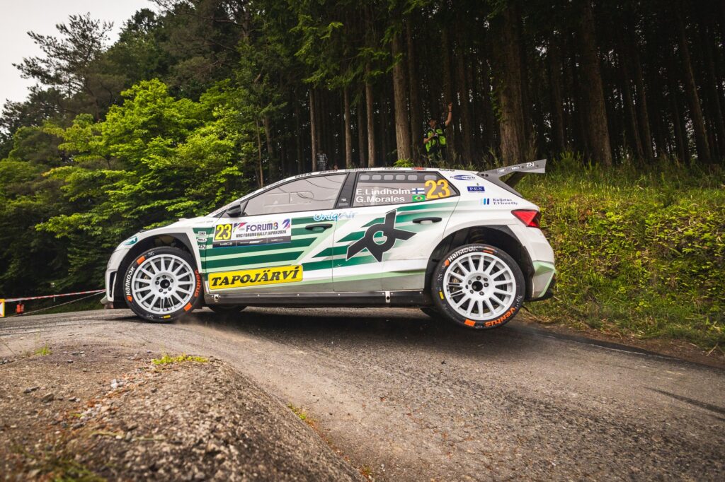 SkodaMotorsport-RallyJapan-Lindholm-2