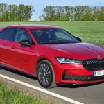 Test Škoda Superb 2,0 TDI 4×4 DSG: Tichý, prostorný, rychlý, ale přesto úsporný (2026)