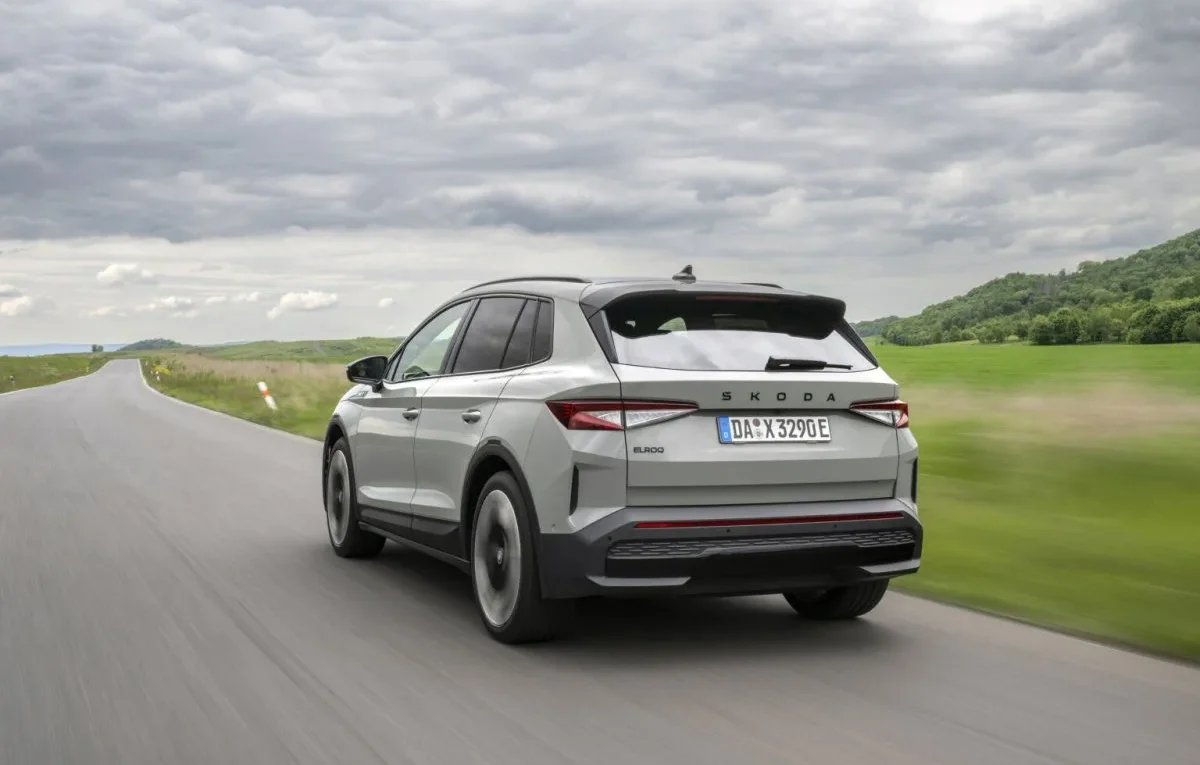 Škodovka hlásí úspěch na německém trhu. Elroq je nejprodávanějším elektromobilem, Enyaq je čtvrtý