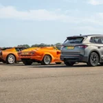 Ferrari, Lamborghini a Porsche dostaly lekci od škodovky. Supersporty z plakátů dětských pokojů se nechytaly