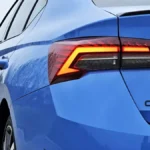 Druhý facelift pro Octavii je blízko, auto už se testuje na silnicích. Škoda změní vzhled i nabídku motorů
