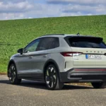 Continental použil na pneumatikách pro Elroq nápad z golfu. Pomoci má aerodynamice